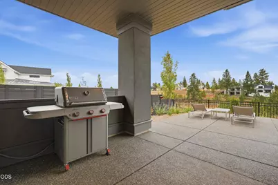 3219 NW Strickland Way, Bend, OR 97703 - Photo 33
