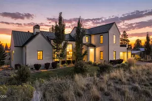 61901 Hosmer Lake Dr, Bend, OR 97702 - Photo 45