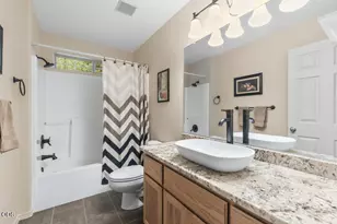 715 Hanks St, Klamath Falls, OR 97601 - Photo 33