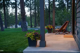 62552 McClain Dr, Bend, OR 97703 - Photo 33