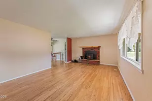 2539 Lotus Ln, Central Point, OR 97502 - Photo 5