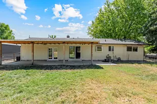 2539 Lotus Ln, Central Point, OR 97502 - Photo 29