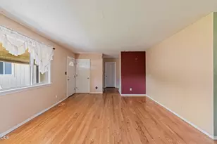 2539 Lotus Ln, Central Point, OR 97502 - Photo 7