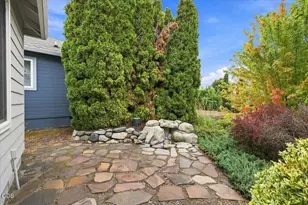 3436 Blue Blossom Dr, Medford, OR 97504 - Photo 27