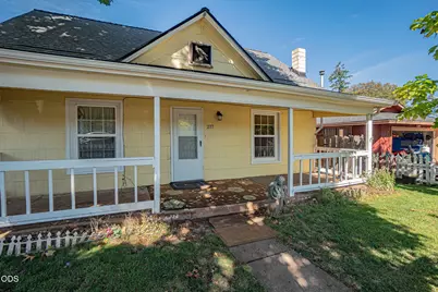 217 Broad Street, Butte Falls, OR 97522 - Photo 5