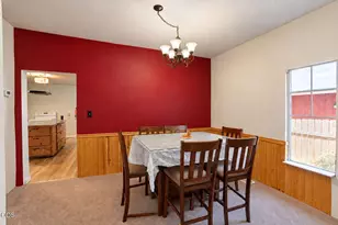 217 Broad St, Butte Falls, OR 97522 - Photo 7