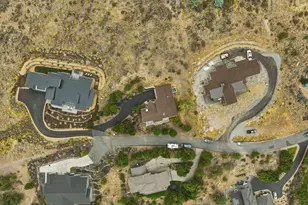 2393 N W Wyeth Pl, Bend, OR 97703 - Photo 43