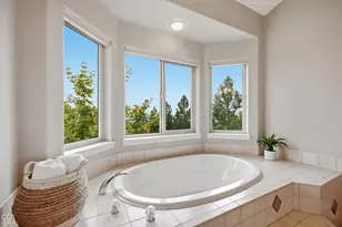 2393 N W Wyeth Pl, Bend, OR 97703 - Photo 21