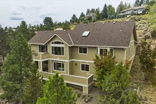 2393 N W Wyeth Pl, Bend, OR 97703 - Photo 11