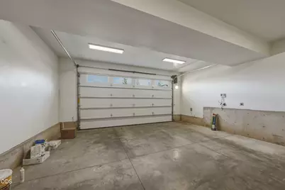 63108 NE Iner Loop, Bend, OR 97701 - Photo 45