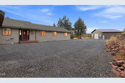 11744 SW Red Cloud Road, Powell Butte, OR 97753 - Photo 5