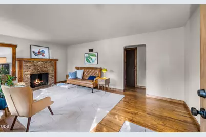 932 NE 10th Street, Bend, OR 97701 - Photo 9