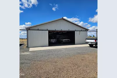 87810 Christmas Valley Highway, Christmas Valley, OR 97641 - Photo 7