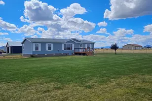 87810 Christmas Valley Hwy, Christmas Valley, OR 97641 - Photo 5