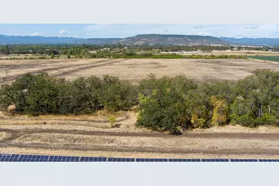 1098 Nick Young Road, Eagle Point, OR 97524 - Photo 85