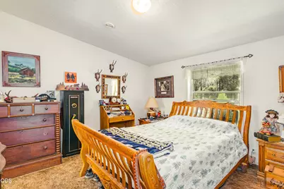 6058 Deer Creek Road, Selma, OR 97538 - Photo 7