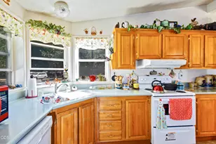 6058 Deer Creek Rd, Selma, OR 97538 - Photo 13