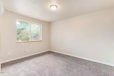 2810 SW Pumice Avenue, Redmond, OR 97756 - Photo 11