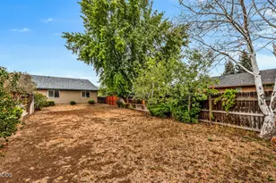 2810 SW Pumice Ave, Redmond, OR 97756 - Photo 17