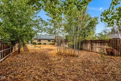 2810 SW Pumice Avenue, Redmond, OR 97756 - Photo 31