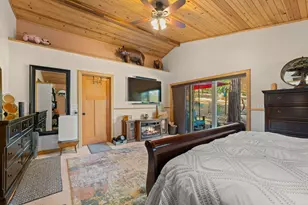 357 El Conejo Dr, Grants Pass, OR 97526 - Photo 17