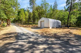 357 El Conejo Dr, Grants Pass, OR 97526 - Photo 43
