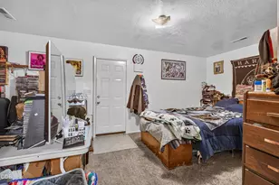 1007 W 9th St, Medford, OR 97501 - Photo 21