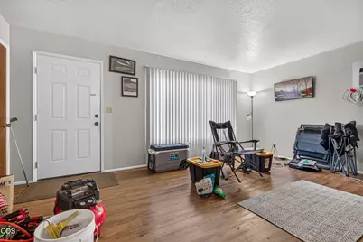 1007 W 9th Street, Medford, OR 97501 - Photo 7