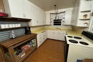 3435 Calle Vista Dr, Medford, OR 97504 - Photo 7