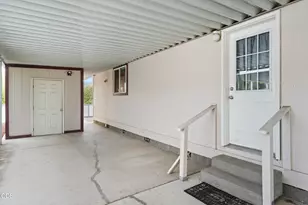 4601 S Pacific Hwy, Phoenix, OR 97535 - Photo 25