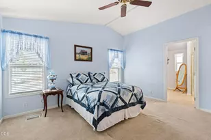 4601 S Pacific Hwy, Phoenix, OR 97535 - Photo 17