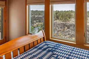 7750 NW Grubstake Way, Redmond, OR 97756 - Photo 13