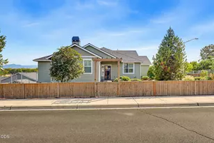 417 Echo Way, Eagle Point, OR 97524 - Photo 9
