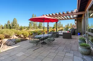 61365 Triple Knot Rd, Bend, OR 97702 - Photo 37