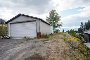 36027 Agency Lake Loop Rd, Chiloquin, OR 97624 - Photo 33