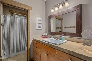 3665 Hyatt Prairie Rd, Ashland, OR 97520 - Photo 17