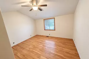 500 Grand Ave, Central Point, OR 97502 - Photo 9