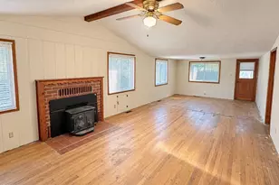 500 Grand Ave, Central Point, OR 97502 - Photo 5