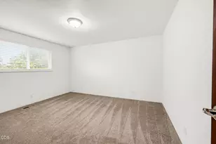 732 Sandra Ln, Central Point, OR 97502 - Photo 39