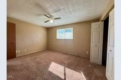 1931 NW Candler Avenue, Grants Pass, OR 97526 - Photo 7