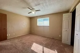 1931 NW Candler Ave, Grants Pass, OR 97526 - Photo 7