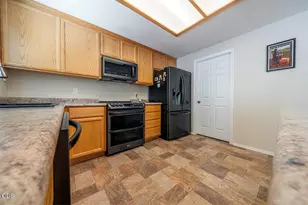 5334 Griffin Creek Rd, Medford, OR 97501 - Photo 23