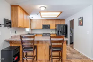 5334 Griffin Creek Rd, Medford, OR 97501 - Photo 15