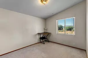 6505 Hilyard Ave, Klamath Falls, OR 97603 - Photo 17