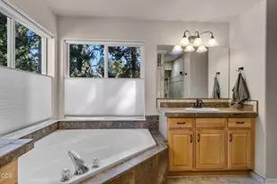60984 Snowberry Pl, Bend, OR 97702 - Photo 31