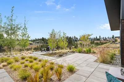 3175 NW Strickland Way, Bend, OR 97703 - Photo 17
