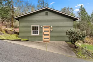 170 Pine Ridge Dr, Grants Pass, OR 97527 - Photo 31