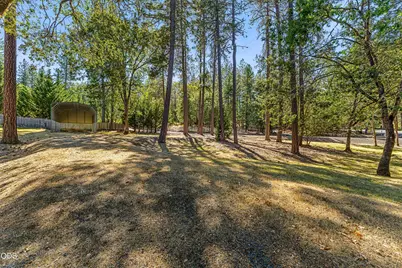 387 Carrollwood Drive, Grants Pass, OR 97527 - Photo 29