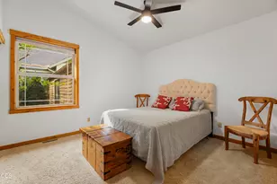 20445 Snowmass Ct, Bend, OR 97702 - Photo 13