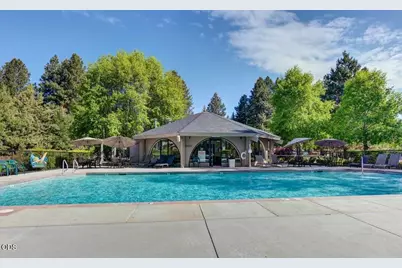 20445 Snowmass Court, Bend, OR 97702 - Photo 25